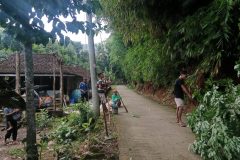 KEPYAKAN-GOTONG-ROYONG-SEDUSUN-5